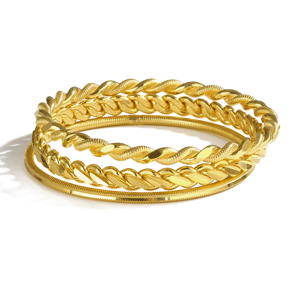 Mavi kadranlı şık bir saat